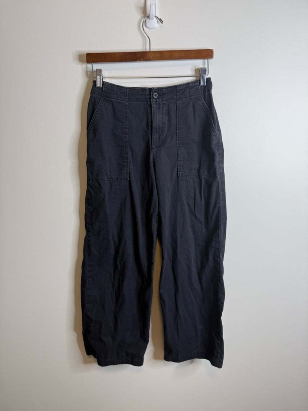 Levi’s premium SURPLUS STRAIGHT WOMEN'S PANTS jeans size 25 black